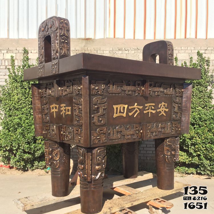 鼎雕塑-戶外景區四方平安不銹鋼仿銅鼎雕塑 鼎雕塑-戶外景區四方平安不銹鋼仿銅鼎雕塑高清圖片
