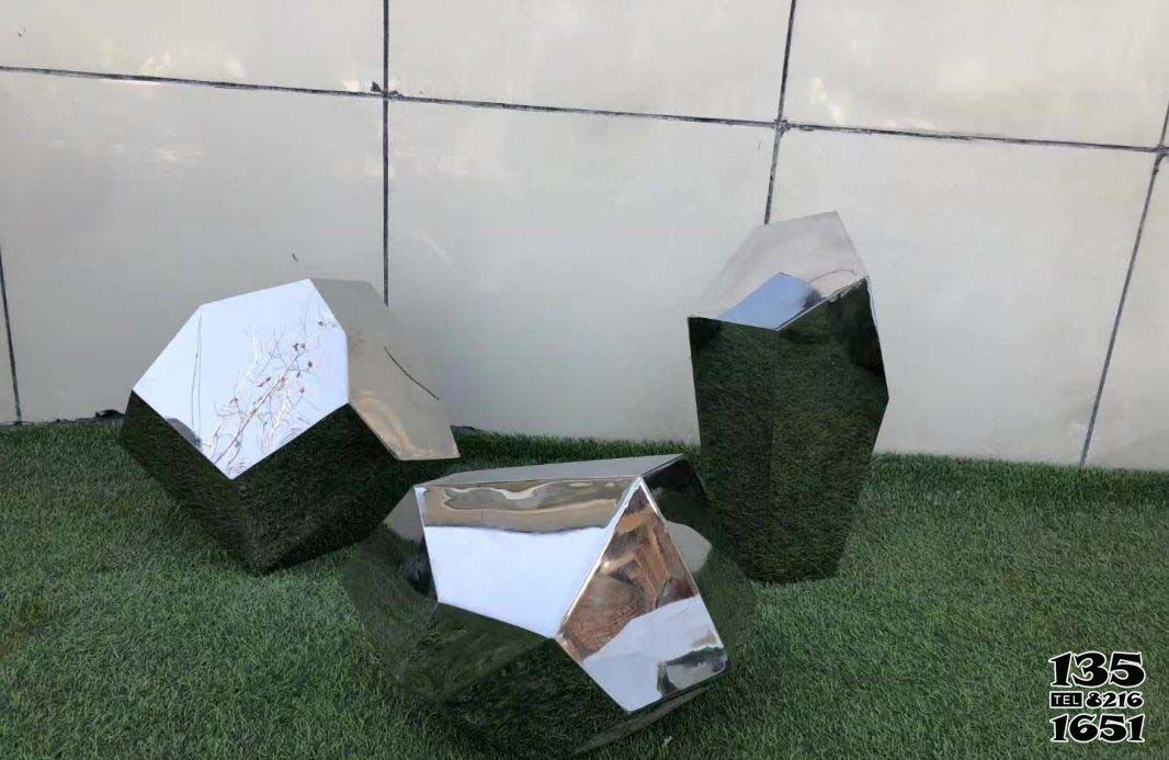 石頭雕塑-別墅庭院擺件不銹鋼鏡面石頭雕塑 石頭雕塑-別墅庭院擺件不銹鋼鏡面石頭雕塑高清圖片