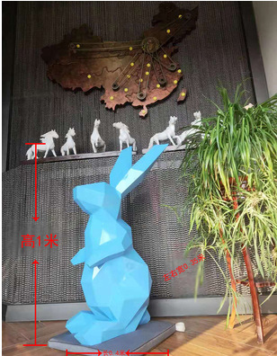 兔子雕塑-商業(yè)街一只大號藍色玻璃鋼兔子雕塑 兔子雕塑-商業(yè)街一只大號藍色玻璃鋼兔子雕塑高清圖片