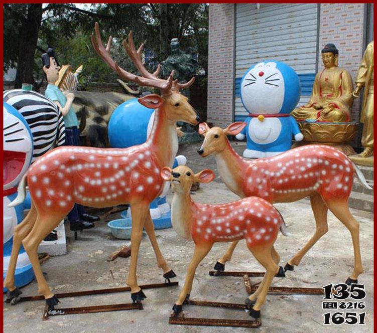 鹿雕塑-公園景區(qū)玻璃鋼彩繪創(chuàng)意一家三口鹿雕塑 鹿雕塑-公園景區(qū)玻璃鋼彩繪創(chuàng)意一家三口鹿雕塑高清圖片