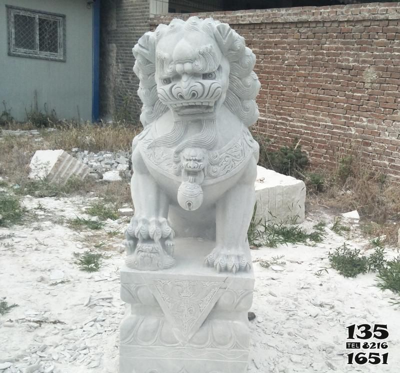 獅子雕塑-公園景區(qū)漢白玉石雕大型仿真動(dòng)物獅子雕塑 獅子雕塑-公園景區(qū)漢白玉石雕大型仿真動(dòng)物獅子雕塑高清圖片