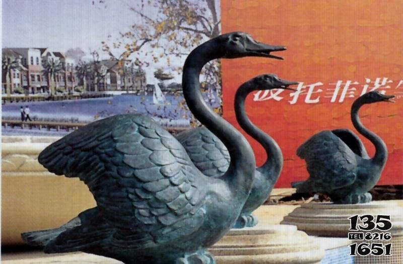 天鵝雕塑-戶外酒店銅鑄彩繪創(chuàng)意玻璃鋼黑天鵝雕塑 天鵝雕塑-戶外酒店銅鑄彩繪創(chuàng)意玻璃鋼黑天鵝雕塑