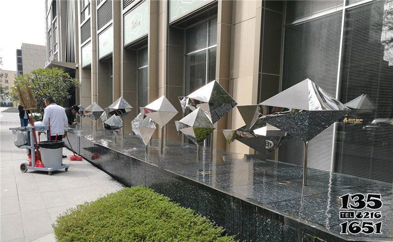 魚雕塑-商廈門口多只抽象不銹鋼魚雕塑 魚雕塑-商廈門口多只抽象不銹鋼魚雕塑