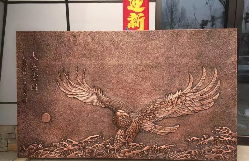 鑄銅老鷹浮雕-企業(yè)校園大展宏圖老鷹銅浮雕 鑄銅老鷹浮雕-企業(yè)校園大展宏圖老鷹銅浮雕高清圖片